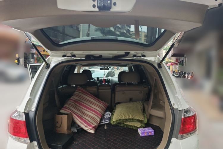 Used Toyota Highlander 2013 2.7L 2WD 7-Seater Explorer Edition Trunk