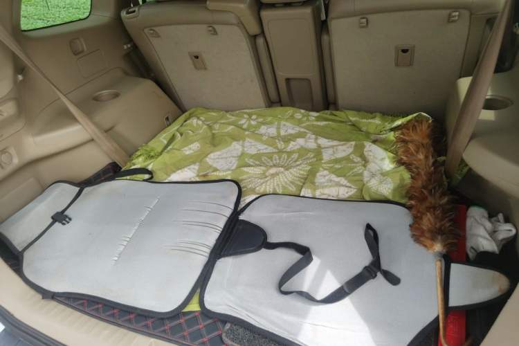 Used Toyota Highlander 2013 2.7L 2WD 7-Seater Explorer Edition Trunk