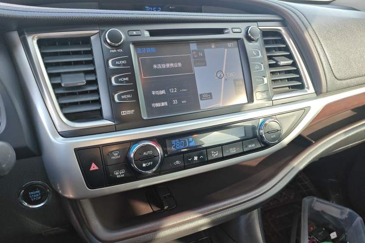 Used Toyota Highlander 2015 2.0T Four-Wheel Drive Ultimate Edition 7-Seater Audio And AC Panel