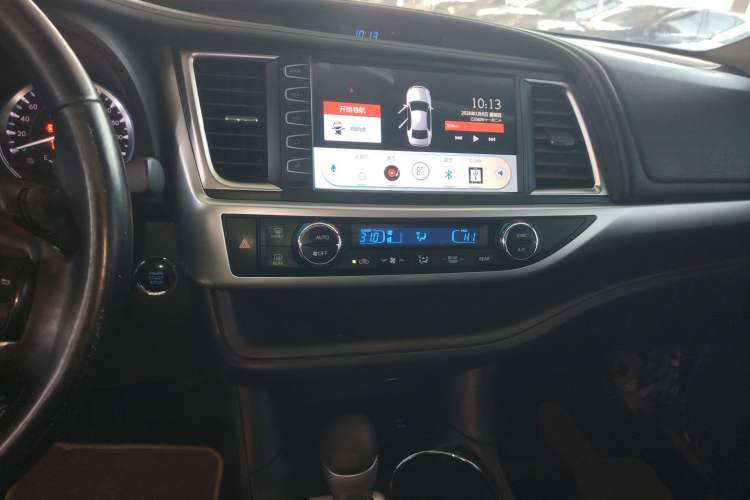 Used Toyota Highlander 2015 2.0T Four-Wheel Drive Luxury Edition 7-Seater Audio And AC Panel