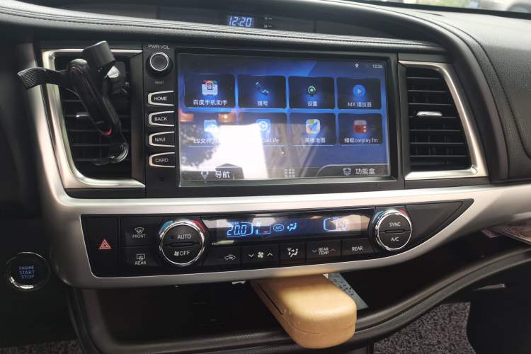 Used Toyota Highlander 2015 2.0T Four-Wheel Drive Luxury Edition 7-Seater Audio And AC Panel