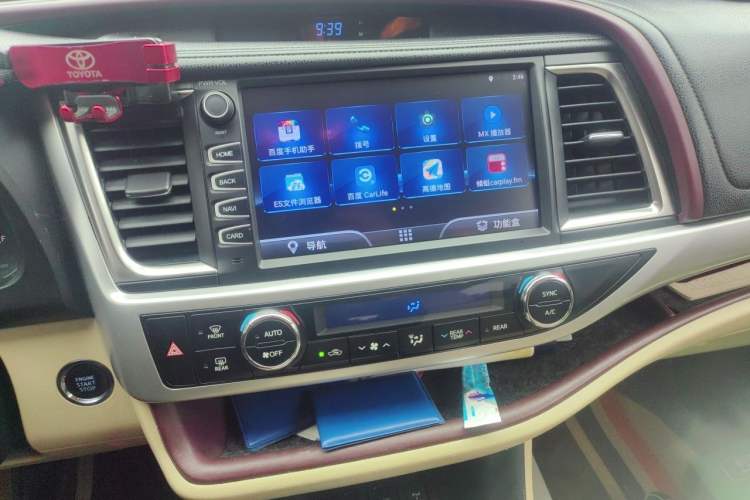Used Toyota Highlander 2015 2.0T Four-Wheel Drive Luxury Edition 7-Seater Audio And AC Panel