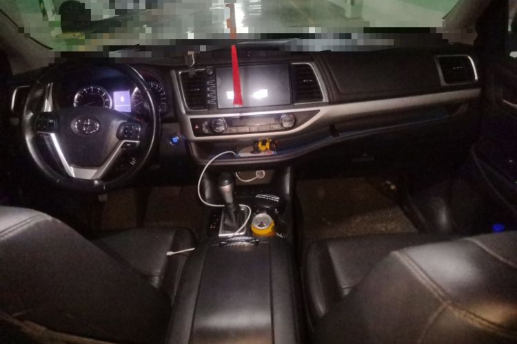 Used Toyota Highlander 2015 2.0T Four-Wheel Drive Luxury Edition 7-Seater Center Console