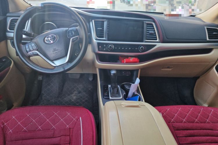 Used Toyota Highlander 2015 2.0T Two-Wheel Drive Elite Edition 7 Seats Center Console