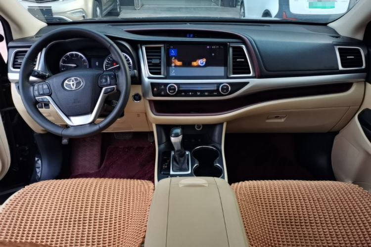 Used Toyota Highlander 2015 2.0T Four-Wheel Drive Luxury Edition 7-Seater Center Console