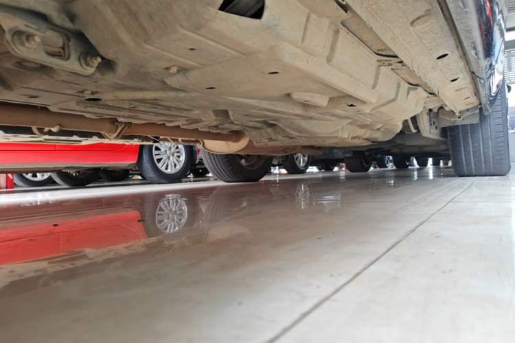 Used Toyota Highlander 2015 2.0T Four-Wheel Drive Luxury Edition 7-Seater Chassis Front Left