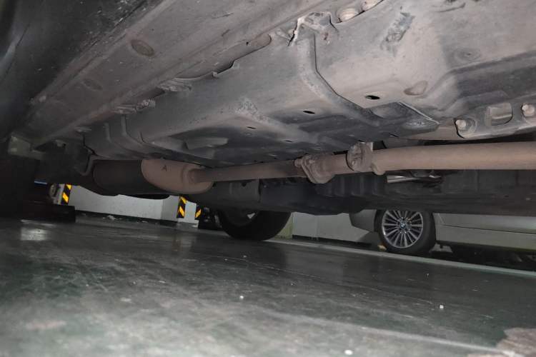 Used Toyota Highlander 2015 2.0T Four-Wheel Drive Ultimate Edition 7-Seater Chassis Front Right