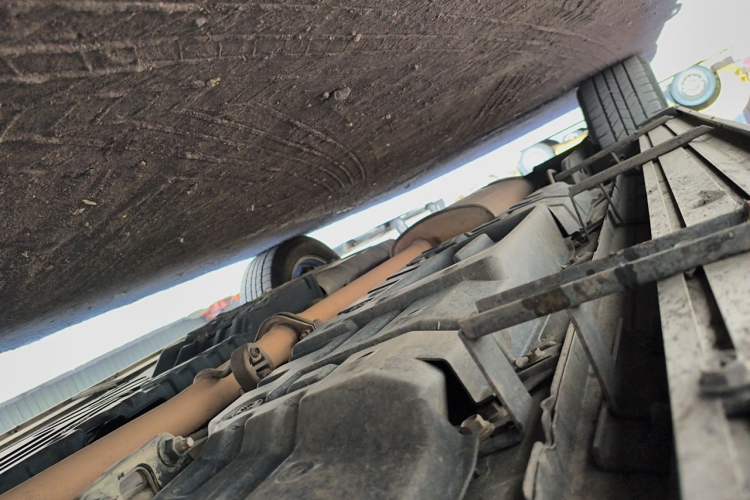 Used Toyota Highlander 2015 2.0T Four-Wheel Drive Elite Edition 7-Seater Chassis Front Right