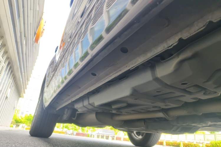 Used Toyota Highlander 2015 2.0T Four-Wheel Drive Ultimate Edition 7-Seater Chassis Front Right