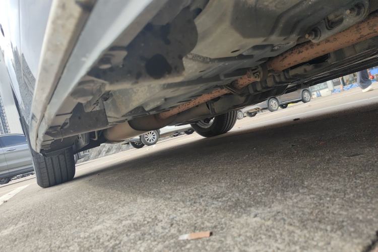 Used Toyota Highlander 2015 2.0T Four-Wheel Drive Elite Edition 7-Seater Chassis Front Right