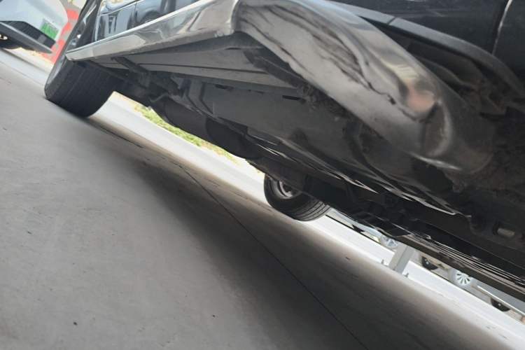 Used Toyota Highlander 2015 2.0T Four-Wheel Drive Luxury Edition 7-Seater Chassis Front Right