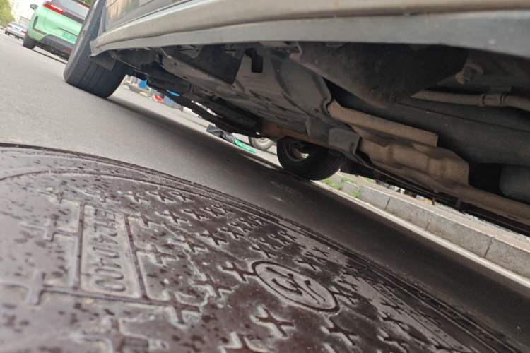 Used Toyota Highlander 2015 2.0T Four-Wheel Drive Luxury Edition 7-Seater Chassis Rear Left