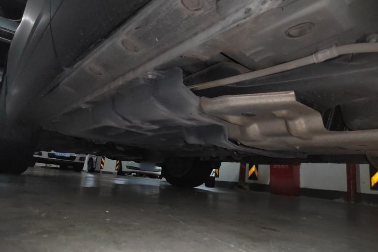 Used Toyota Highlander 2015 2.0T Four-Wheel Drive Ultimate Edition 7-Seater Chassis Rear Left