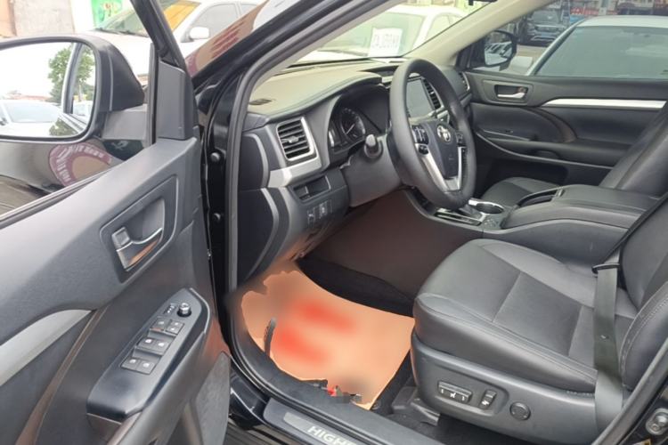 Used Toyota Highlander 2015 2.0T Four-Wheel Drive Luxury Edition 7-Seater Driver Seat