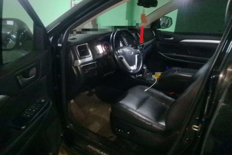 Used Toyota Highlander 2015 2.0T Four-Wheel Drive Luxury Edition 7-Seater Driver Seat
