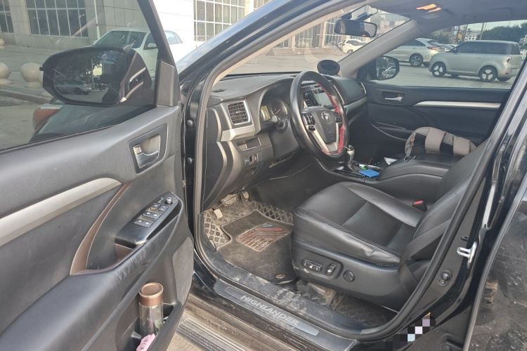 Used Toyota Highlander 2015 2.0T Four-Wheel Drive Luxury Edition 7-Seater Driver Seat