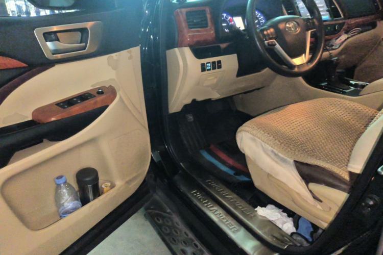 Used Toyota Highlander 2015 2.0T Four-Wheel Drive Elite Edition 7-Seater Driver Seat