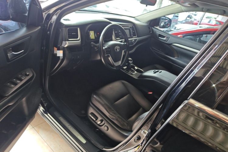 Used Toyota Highlander 2015 2.0T Four-Wheel Drive Luxury Edition 7-Seater Driver Seat