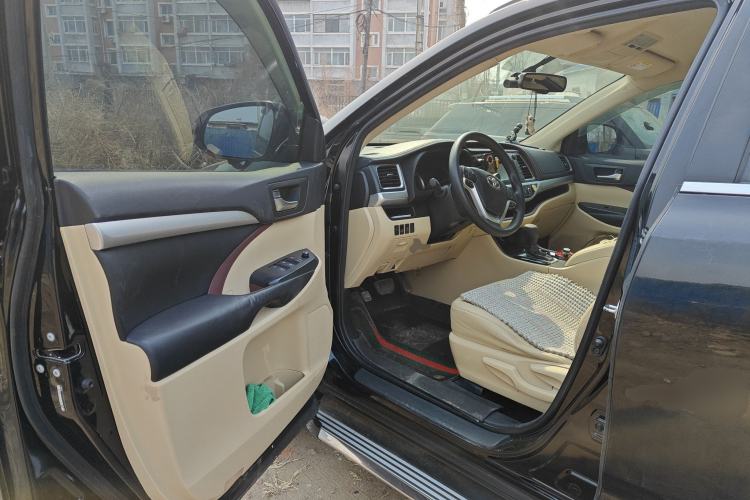 Used Toyota Highlander 2015 2.0T Four-Wheel Drive Elite Edition 7-Seater Driver Seat