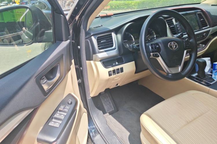 Used Toyota Highlander 2015 2.0T Four-Wheel Drive Elite Edition 7-Seater Driver Seat