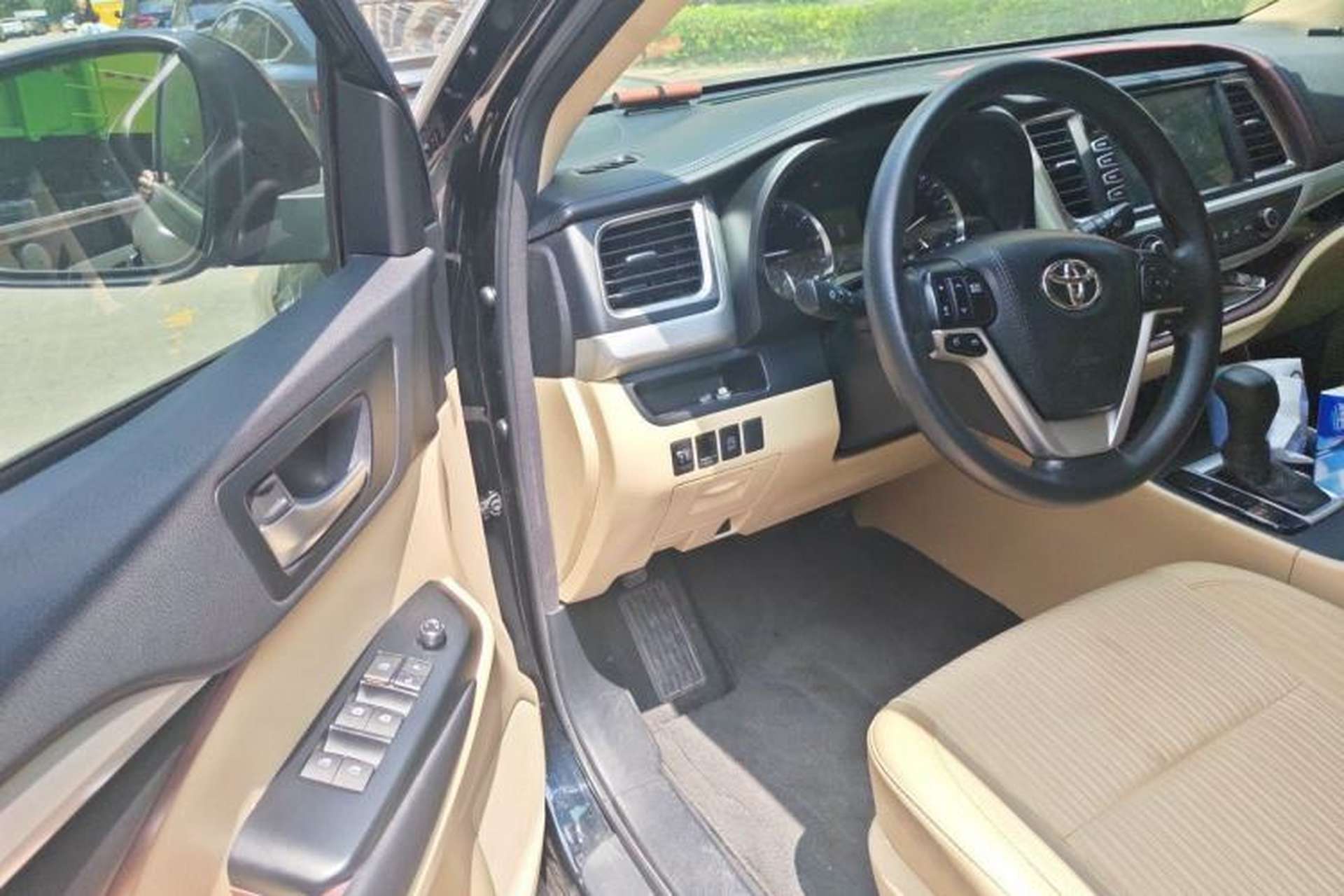 Used Toyota Highlander 2015 2.0T Four-Wheel Drive Elite Edition 7-Seater Driver Seat