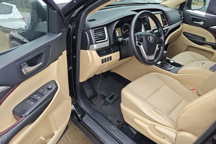 Used Toyota Highlander 2015 2.0T Four-Wheel Drive Elite Edition 7-Seater Driver Seat