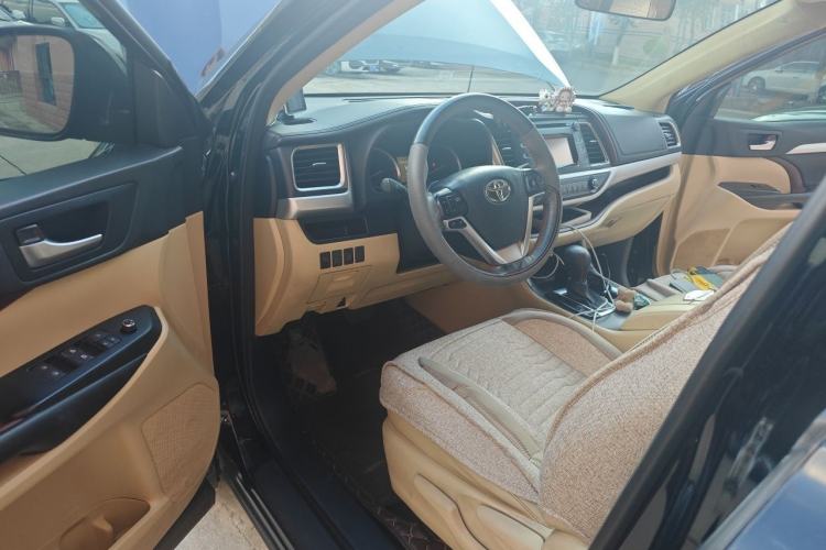 Used Toyota Highlander 2015 2.0T Four-Wheel Drive Elite Edition 7-Seater Driver Seat