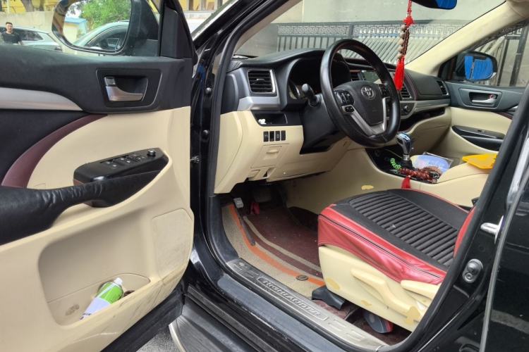 Used Toyota Highlander 2015 2.0T Four-Wheel Drive Elite Edition 7-Seater Driver Seat