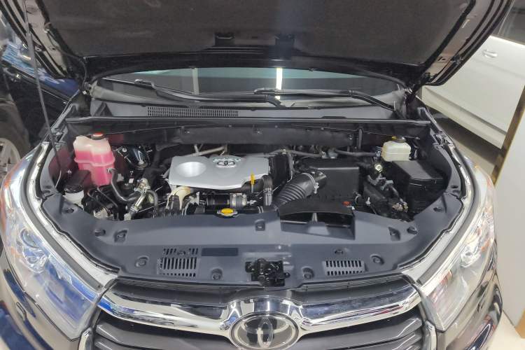 Used Toyota Highlander 2015 2.0T Four-Wheel Drive Ultimate Edition 7-Seater Engine Bay