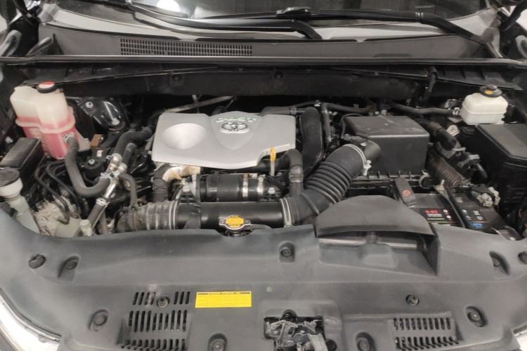 Used Toyota Highlander 2015 2.0T Four-Wheel Drive Luxury Edition 7-Seater Engine Bay