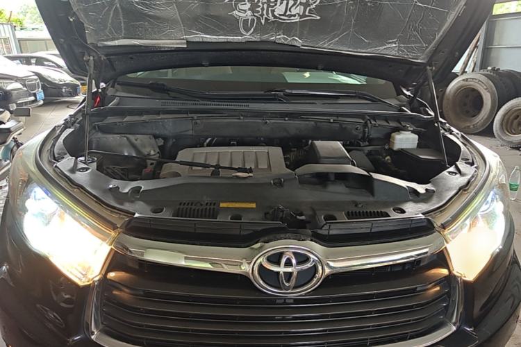 Used Toyota Highlander 2015 3.5L 4x4 Elite Edition 7-Seater Engine Bay