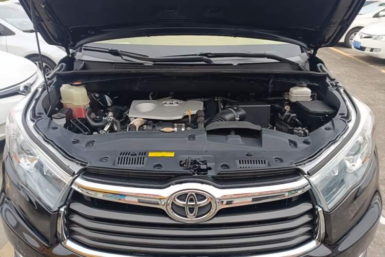 Used Toyota Highlander 2015 2.0T Four-Wheel Drive Luxury Edition 7-Seater Engine Bay