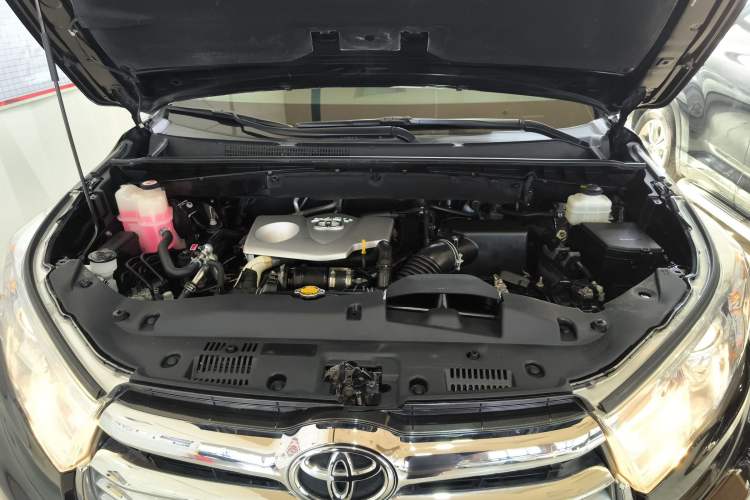 Used Toyota Highlander 2015 2.0T Four-Wheel Drive Elite Edition 7-Seater Engine Bay