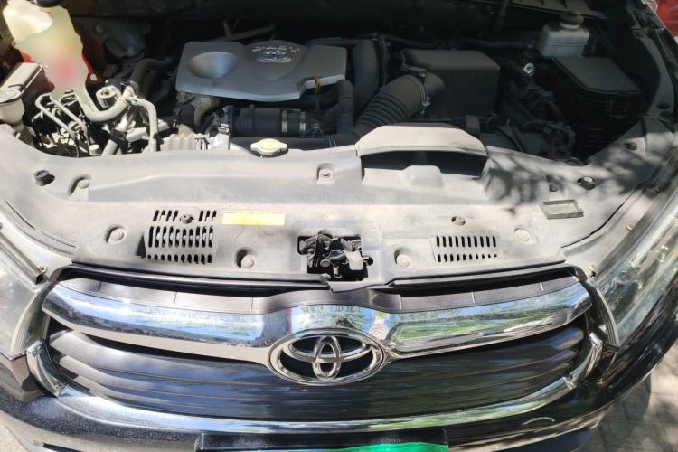 Used Toyota Highlander 2015 2.0T Four-Wheel Drive Luxury Edition 7-Seater Engine Bay
