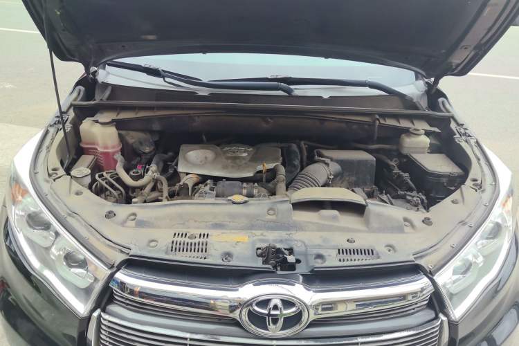 Used Toyota Highlander 2015 2.0T Four-Wheel Drive Luxury Edition 7-Seater Engine Bay