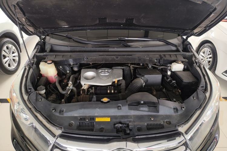 Used Toyota Highlander 2015 2.0T Four-Wheel Drive Ultimate Edition 7-Seater Engine Bay