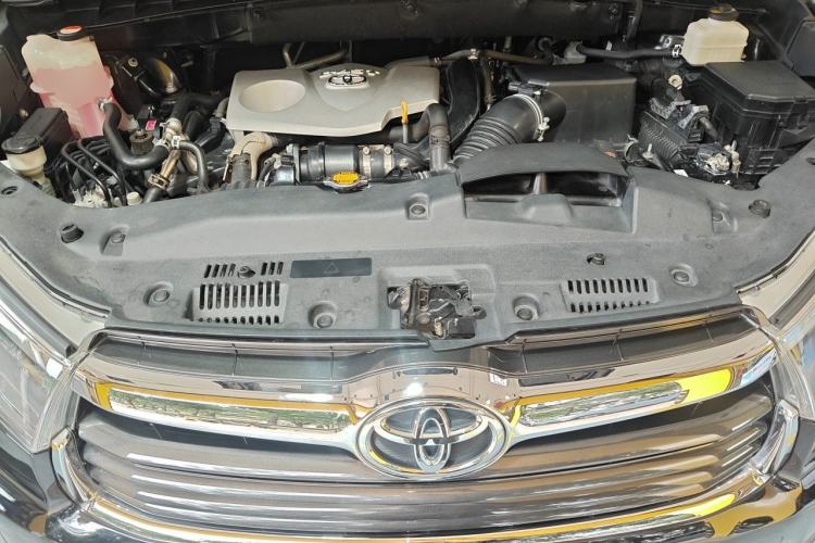 Used Toyota Highlander 2015 2.0T Two-Wheel Drive Elite Edition 5 Seats Engine Bay