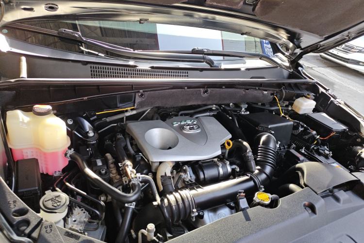 Used Toyota Highlander 2015 2.0T Four-Wheel Drive Luxury Edition 7-Seater Engine Bay