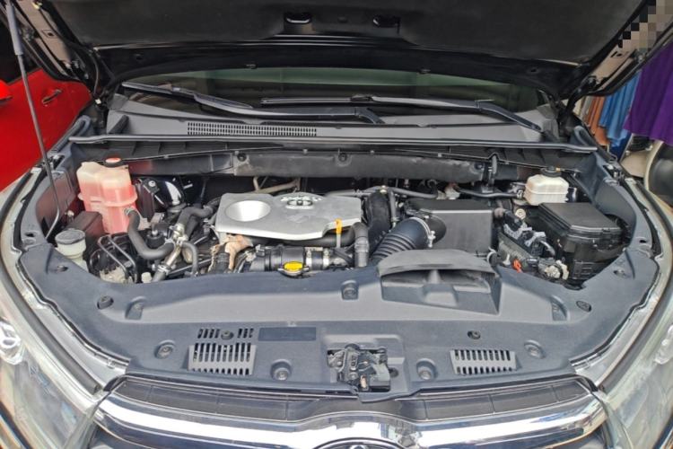 Used Toyota Highlander 2015 2.0T Four-Wheel Drive Luxury Edition 7-Seater Engine Bay