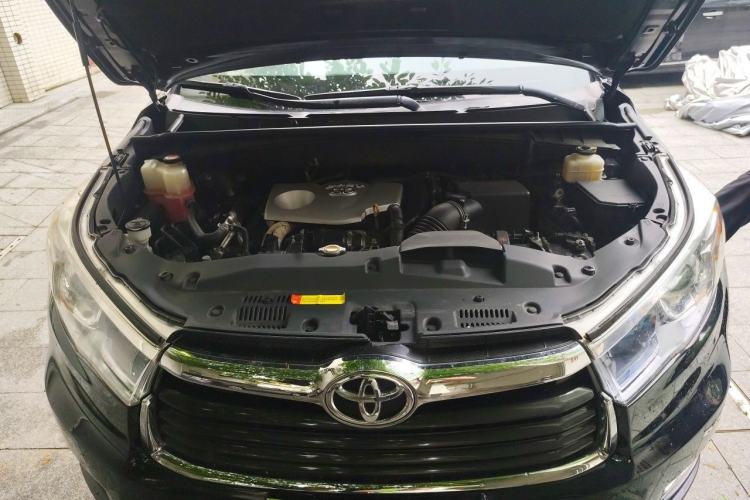 Used Toyota Highlander 2015 2.0T Four-Wheel Drive Luxury Edition 7-Seater Engine Bay