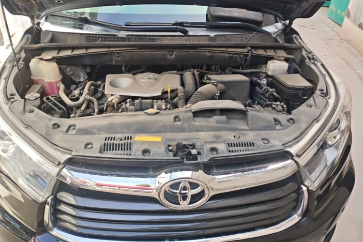 Used Toyota Highlander 2015 2.0T Four-Wheel Drive Luxury Edition 7-Seater Engine Bay