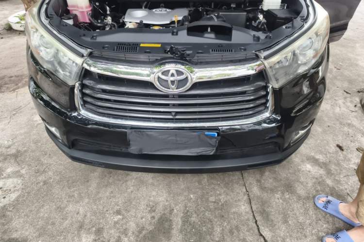 Used Toyota Highlander 2015 2.0T Four-Wheel Drive Luxury Edition 7-Seater Engine Bay