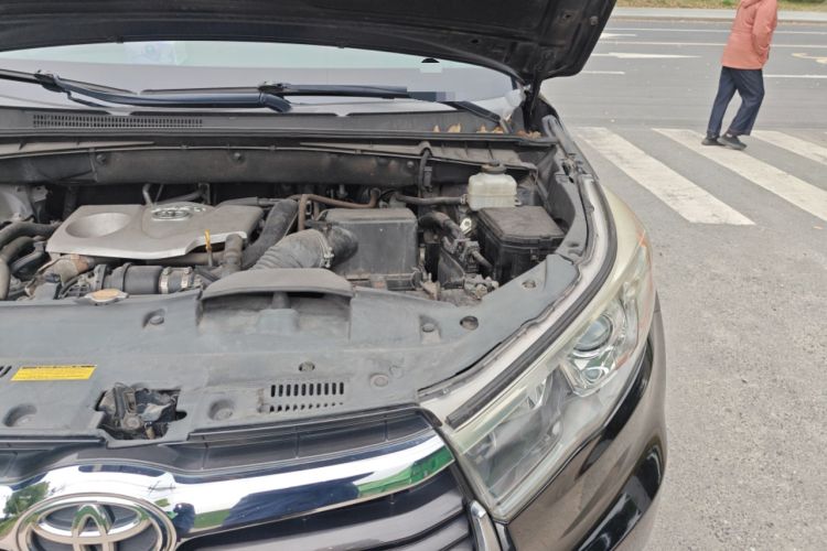 Used Toyota Highlander 2015 2.0T Four-Wheel Drive Luxury Edition 7-Seater Engine Bay Left