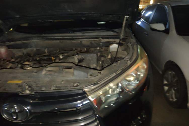 Used Toyota Highlander 2015 2.0T Four-Wheel Drive Luxury Edition 7-Seater Engine Bay Left