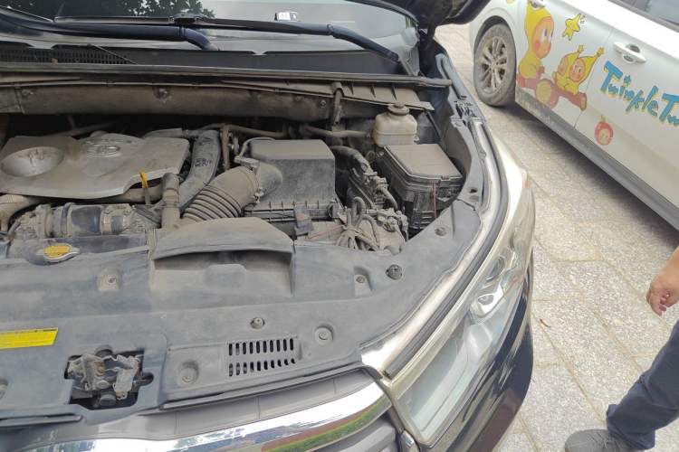 Used Toyota Highlander 2015 2.0T Four-Wheel Drive Elite Edition 7-Seater Engine Bay Left