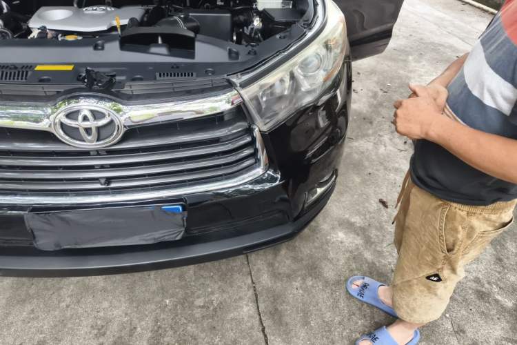 Used Toyota Highlander 2015 2.0T Four-Wheel Drive Luxury Edition 7-Seater Engine Bay Left