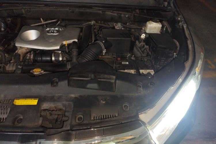Used Toyota Highlander 2015 2.0T Four-Wheel Drive Luxury Edition 7-Seater Engine Bay Left