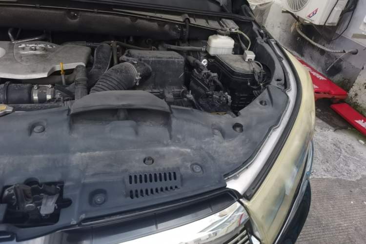 Used Toyota Highlander 2015 2.0T Four-Wheel Drive Luxury Edition 7-Seater Engine Bay Left