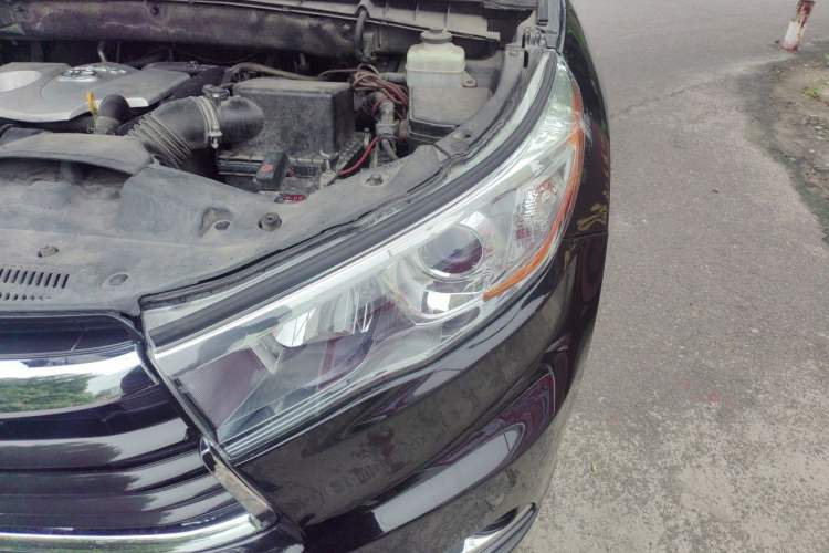 Used Toyota Highlander 2015 2.0T Four-Wheel Drive Luxury Edition 7-Seater Engine Bay Left