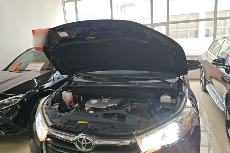 Used Toyota Highlander 2015 2.0T Four-Wheel Drive Luxury Edition 7-Seater Engine Bay